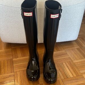 Hunter Glossy Black Tall Boots